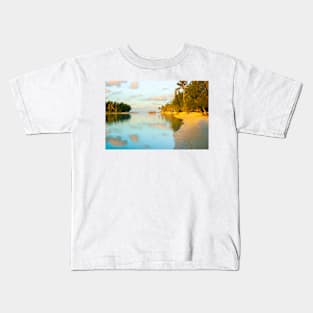 Golden tropical scene at sunset. Kids T-Shirt